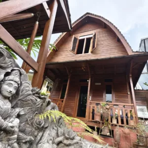 Omah Lombok Tingkat