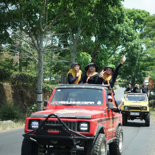 Paket Jeep Tubing Outbound - Paket Jeep Kemuning Karanganyar